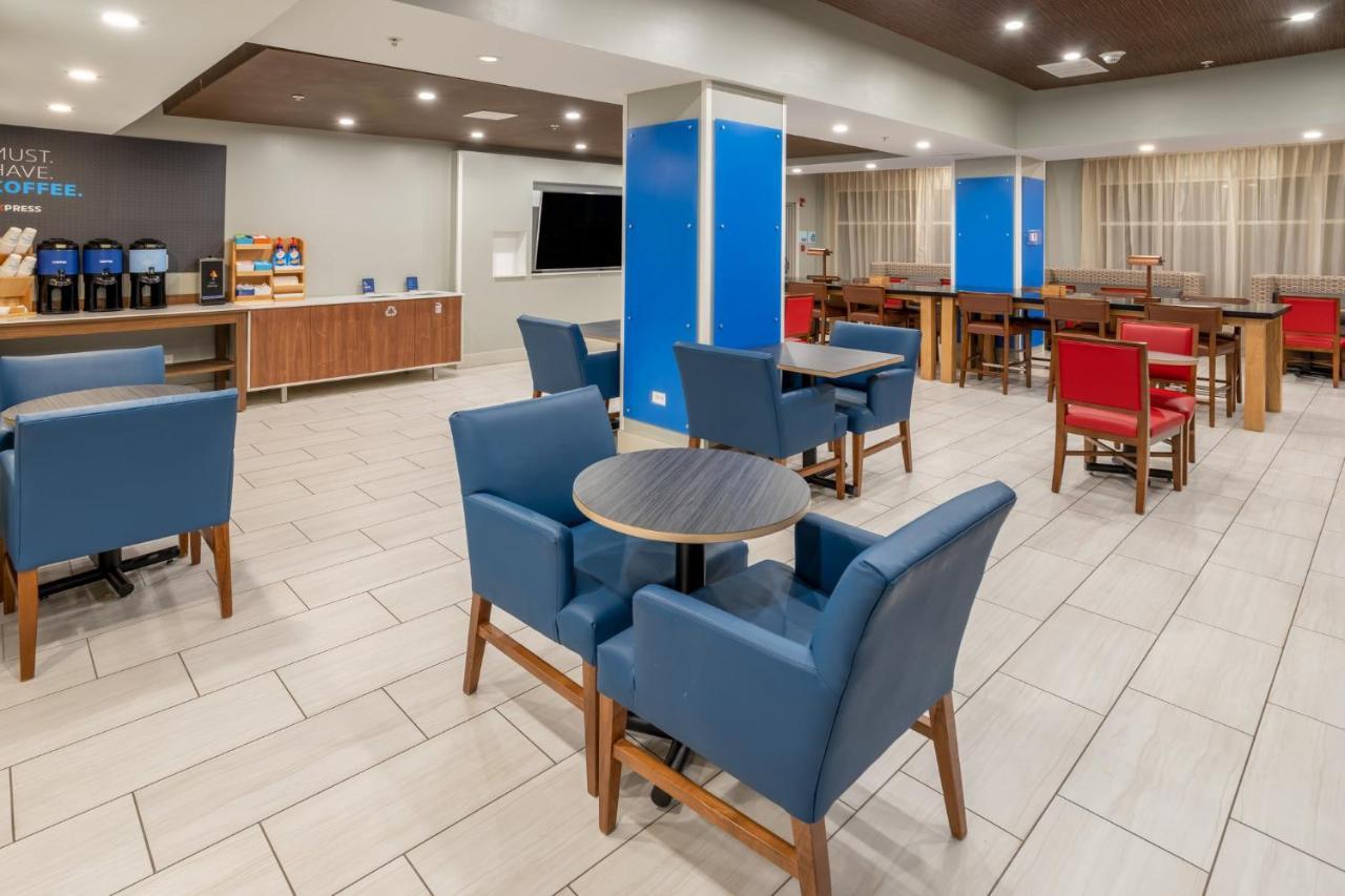 Holiday Inn Express Hotel & Suites Salisbury - Delmar By Ihg Exteriér fotografie